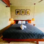 108B2 Seremonia Origen Private Pool Apartment King Bed Kitchen
