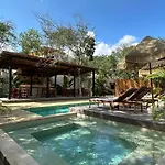 2 Private Pools & Bbq