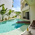 Hermoso Estudio Con Acceso Directo A La Piscina