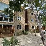 Full Space, 6 Condo Building