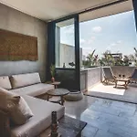 Apartahotel Urbano By Sundara 4*