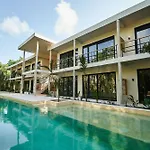Bt Homes - - Selva Holistika Con Piscina Privada *