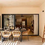 Depto. Premium C/ Jardín Y Piscina Privada
