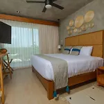 2 Bdr, Wifi 100 Mb, Jungle View *