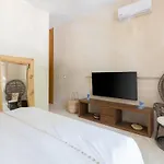 Luxurious Tulum Apartment In Aldea Zama With Pool