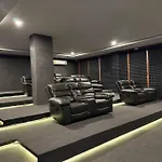 Giada Towers By The Spot Apartamento *
