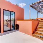 Homsy House Private Roof Terrace 2 Pools Onsite