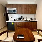 Comfy Plounge Pool Apartamento *