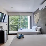 Escape - Stylish Pool, Gym & Parking Apartment Tulum