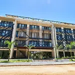 Tulum Escape - Stylish Pool, Gym & Parking