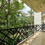 Apartment Escape - Stylish Pool, Gym & Parking Tulum