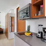 Estudio Penthouse Inmerso En La Jungla