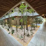 Botanics By Endemico Los Laureles