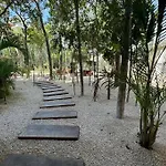 Botánics By Endémico Laureles Tulum