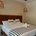 Xamira Nomad Oasis *