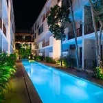Luxury 2 Story Penthouse La Veleta 3Br Jacuzzi