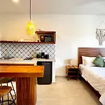 Apartamento Spacious Penthouse With Pool