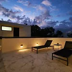 Luxury Villa, Private Pool, Rooftop Haven & Grill
