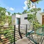 Luxury Villa, Private Pool, Rooftop Haven & Grill