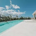 Infinity Pool In Veleta