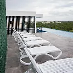 Bora Near & Town Free Club Tulum