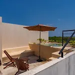 Luxury Gym Jacuzzi Wifi Starlink *
