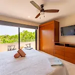 Apartment Luxury Gym Jacuzzi Wifi Starlink *