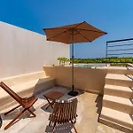 Luxury Gym Jacuzzi Wifi Starlink
