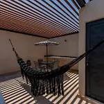 Apartment Luxury Gym Jacuzzi Wifi Starlink