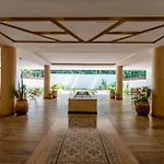 Luxury Gym Jacuzzi Wifi Starlink Apartment *
