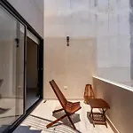 Apartment Luxury Gym Jacuzzi Wifi Starlink