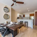 Apartment Luxury Gym Jacuzzi Wifi Starlink