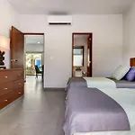 Poolside Bliss With Private Terrace And Jacuzzi Tulum