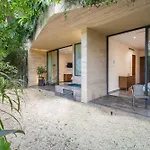Mistiq Apartahotel Tulum