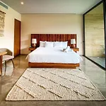 Mistiq 3* Tulum