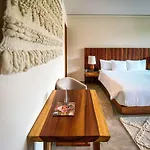Mistiq Apartahotel