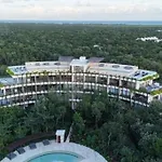 Mystiq Immers In Nature Jungle Living With Beach Access