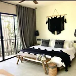 Boho Beautiful Special Fee For Bardo Daypass * Tulum
