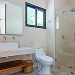 Villa Kaybe *