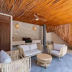 Atman Private Residence 2Bdr & Pool