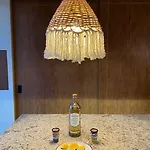 New Large Luxurious 1 Bedroom, 1 Bathroom In *
