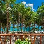 Casa Nah Balam. Very Private. A Perfect Get Away! Villa