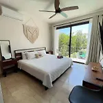 Apartment Caracol Garden In Forest Nook