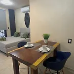 Estudio Pequeno