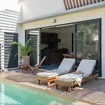 Asana Leaf Tulum