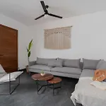 Villa Asana Leaf *