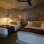 Casa Coyote Hotel 3*