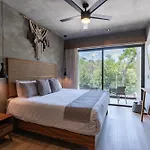 Apartment Luxury With Rooftop Pool, Gym, Padel Court, Art Installations & Shopping Tulum