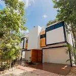 Vacation Villa Private Rooftop Pool Walk 2 Town