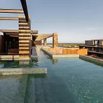 2br Designer's Pad Private Pool Closest To